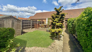Photo 21- click for photo gallery